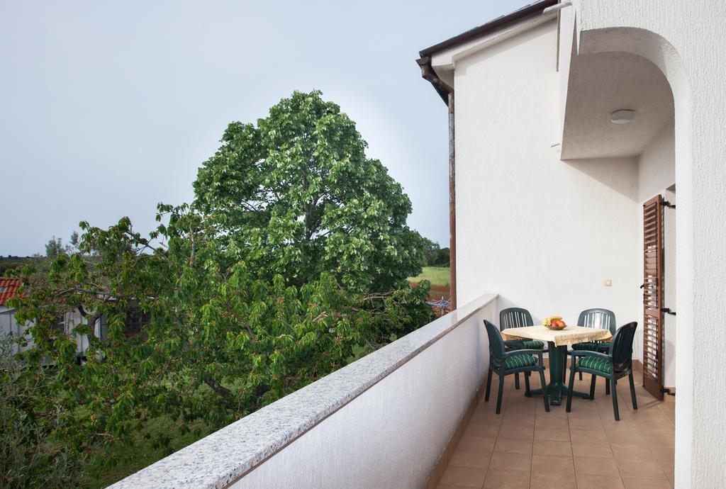 פאז'אנה B&B Moderno חדר תמונה