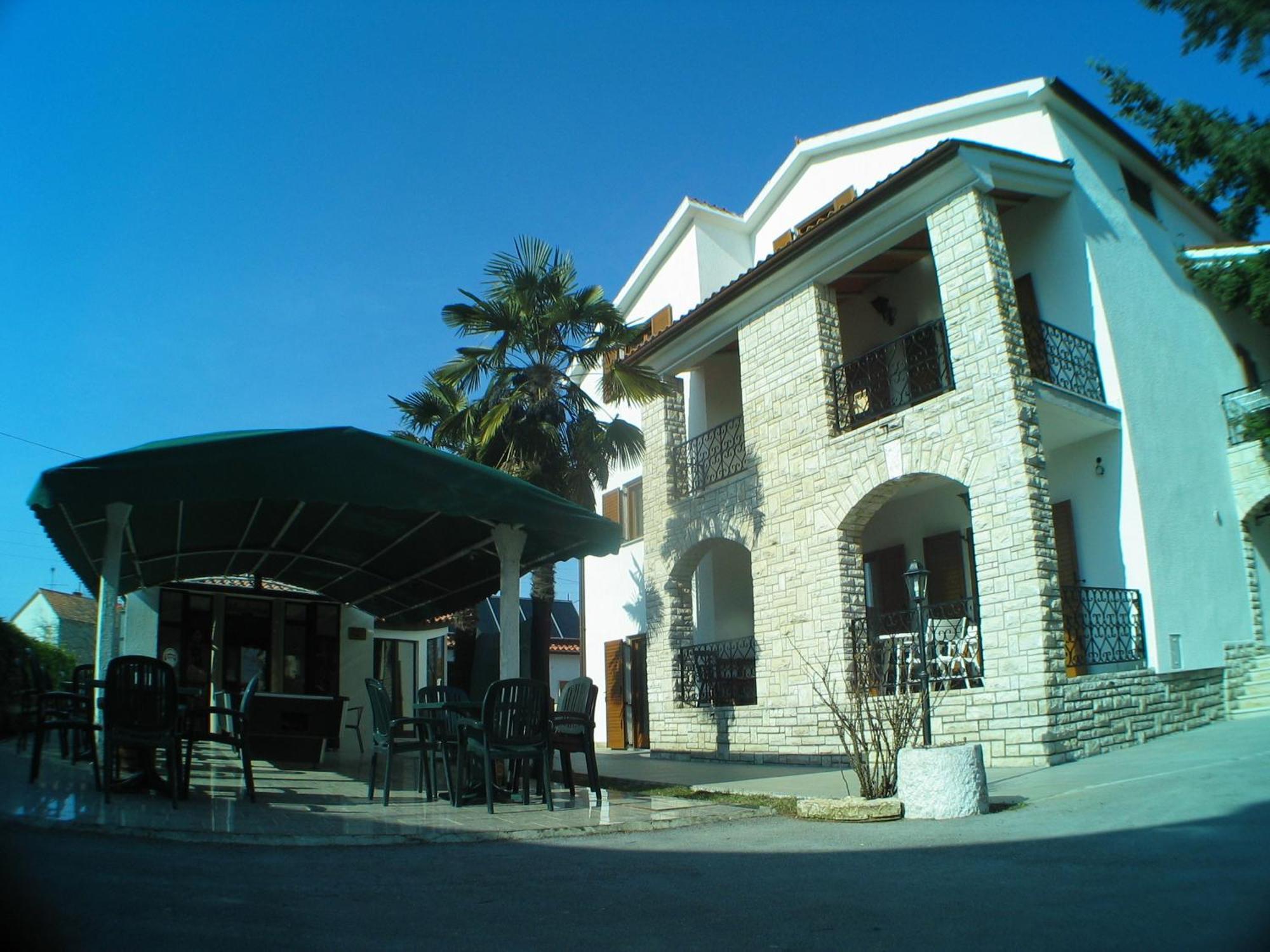 פאז'אנה B&B Moderno מראה חיצוני תמונה